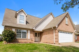 1110 Greenwich Dr in Hernando, MS - Building Photo - Building Photo