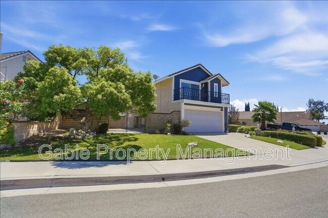 28012 Florence Ln in Santa Clarita, CA - Building Photo - Building Photo
