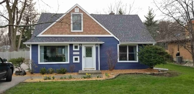 property at 0n336 Herrick Dr