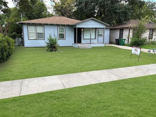 4818 Caplin St in Houston, TX - Building Photo - Building Photo