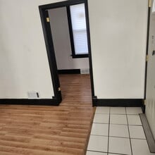 1528 Thorn St, Unit First floor in Chicago Heights, IL - Foto de edificio - Building Photo