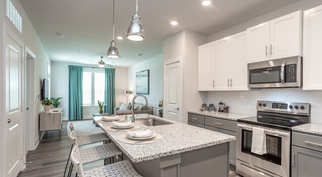 Hawthorne at New Bern in New Bern, NC - Foto de edificio - Building Photo