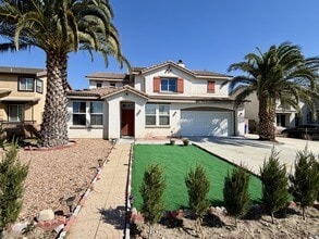 7575 Lime Ave in Fontana, CA - Building Photo - Building Photo