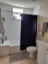 517 Robin Hood Cir in Naples, FL - Building Photo - Building Photo