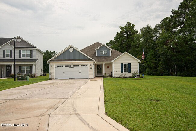 414 Amethyst Ct in Jacksonville, NC - Building Photo - Building Photo