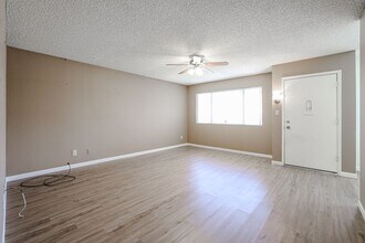 10302 N 95th Dr in Peoria, AZ - Building Photo - Building Photo