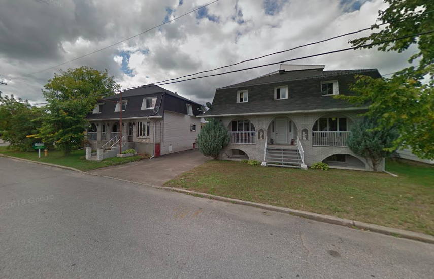 372-378 Abbott St in Hawkesbury, ON - Building Photo