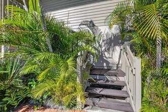 7623 Cinebar Dr in Boca Raton, FL - Foto de edificio - Building Photo