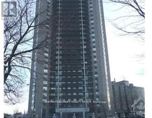 1380-1380 Prince of Wales Dr in Ottawa, ON - Building Photo