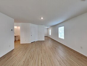 18606 Via Barletta Ln in New Caney, TX - Building Photo - Building Photo