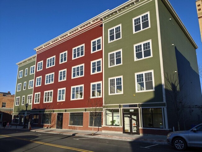 12 White St-Unit -22 in Cohoes, NY - Building Photo - Building Photo