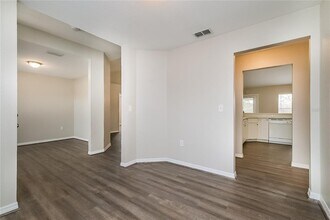1067 Aladdin Rd in Spring Hill, FL - Building Photo - Building Photo