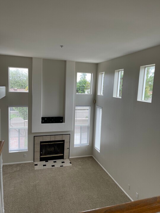 19062 Windridge Ln in Huntington Beach, CA - Building Photo