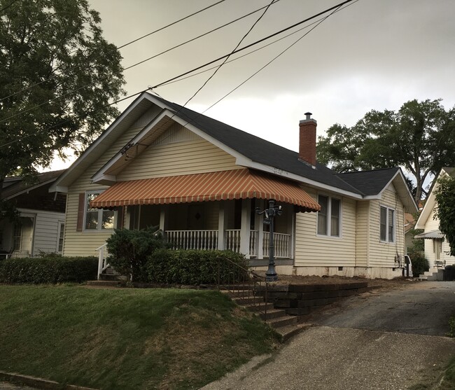 property at 10 Linden Pt