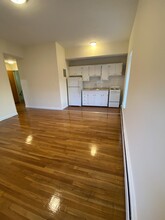 180 N Beacon St, Unit 14 in Boston, MA - Building Photo - Building Photo