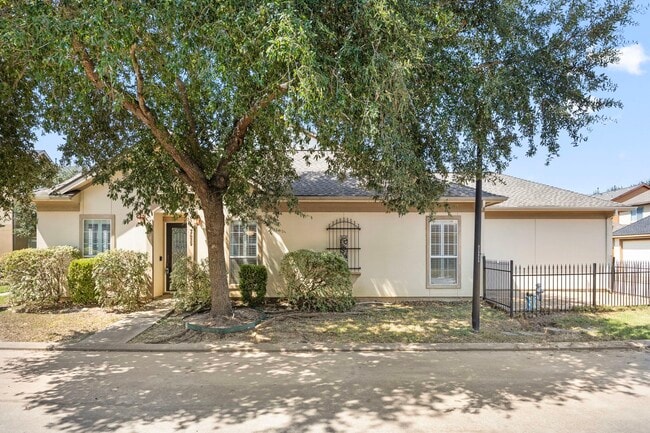 3429 Clearview Cir in Houston, TX - Building Photo - Building Photo