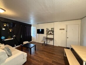 1759 S Broadway in Denver, CO - Building Photo - Building Photo