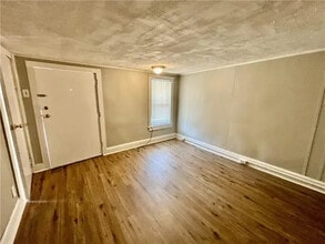 89 N Main St in Bangor, PA - Building Photo - Building Photo