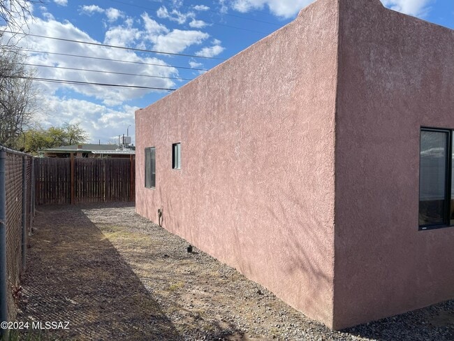 1307 W St Clair St in Tucson, AZ - Building Photo - Building Photo