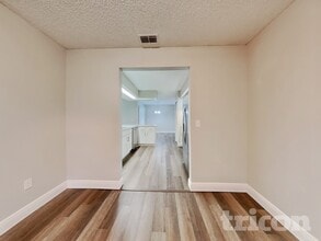 1107 Lyric Dr in Deltona, FL - Building Photo - Building Photo