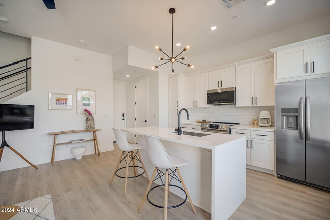 777 W Coolidge St in Phoenix, AZ - Building Photo - Building Photo