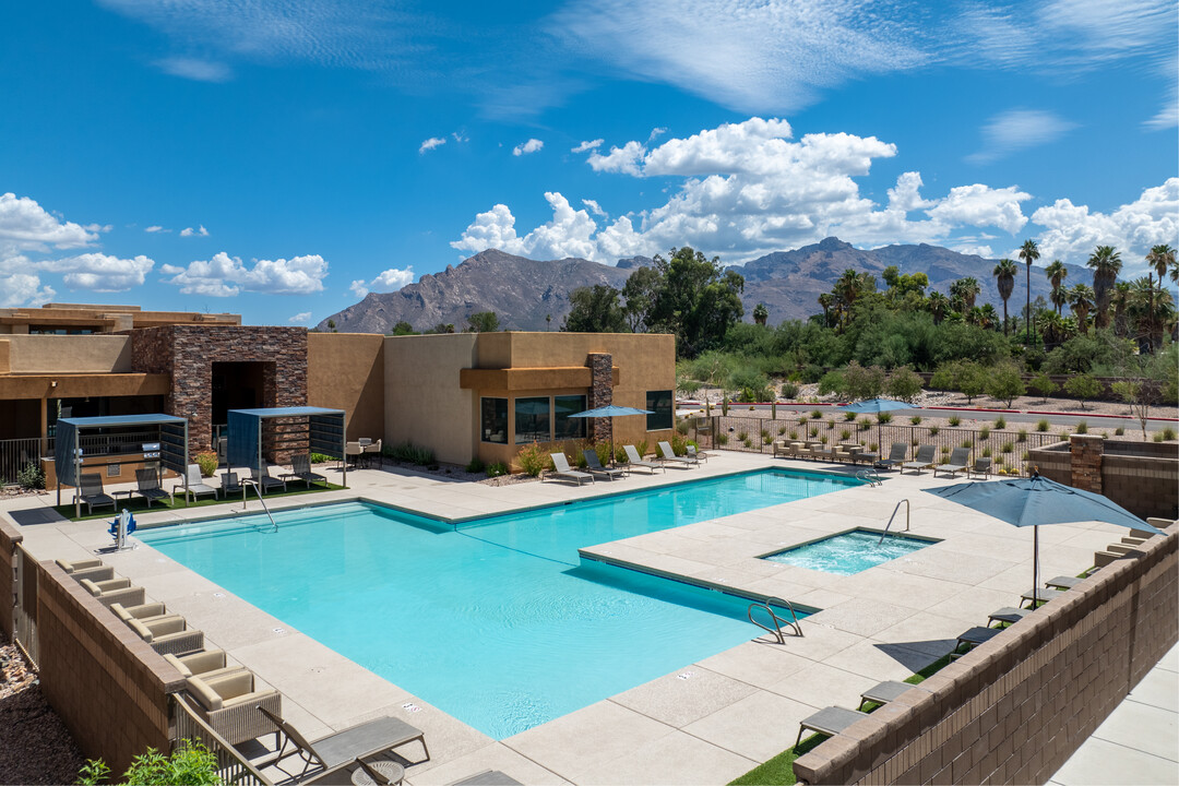 Pima Canyon in Tucson, AZ - Building Photo