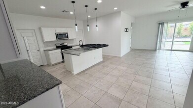 40145 W Hillman Dr in Maricopa, AZ - Building Photo - Building Photo