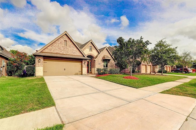 2513 Mountain Sage Dr in Pearland, TX - Building Photo - Building Photo