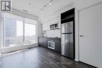 68 Shuter St in Toronto, ON - Building Photo - Building Photo