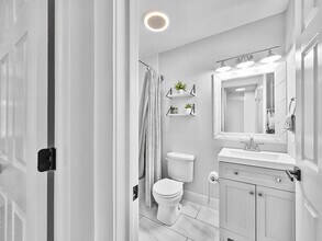 317 Knox Ct in Denver, CO - Building Photo - Building Photo