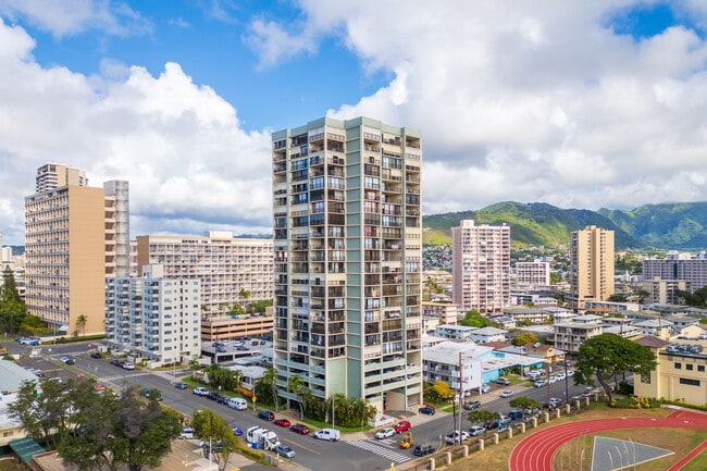 Kaimana Lanais Condominiums