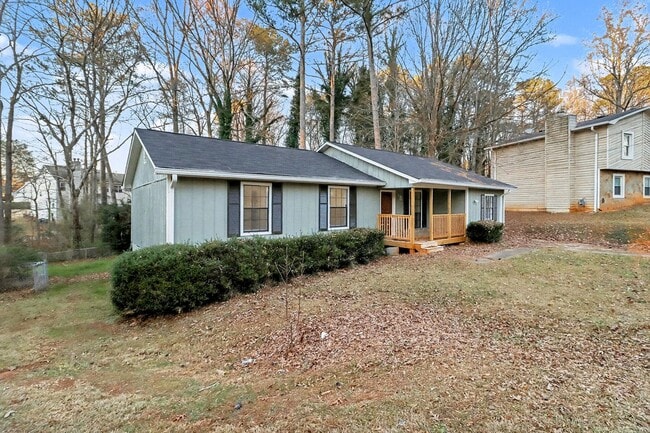 6361 Leverett Dr in Stonecrest, GA - Building Photo - Building Photo