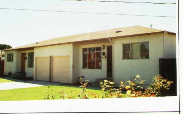 991-993 5th Ave in Redwood City, CA - Building Photo - Building Photo