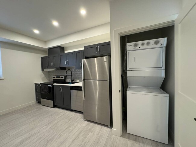 21354 140B Ave in Maple Ridge, BC - Building Photo - Building Photo