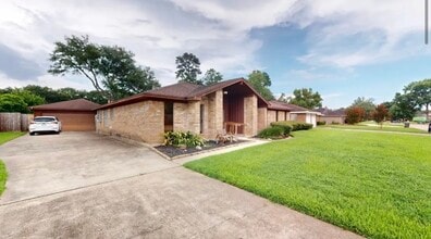 1120 Brandywine Dr in Beaumont, TX - Building Photo - Building Photo