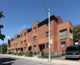 Lambert Lodge in Toronto, ON - Building Photo - Building Photo