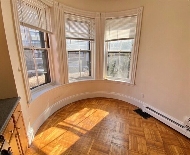 25 Ware St, Unit #5