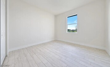 2513 40th St W in Lehigh Acres, FL - Building Photo - Building Photo