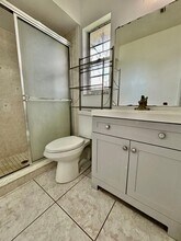 5665 Nokomis Cir in Orlando, FL - Building Photo - Building Photo