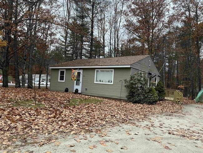 property at 14 Kelly Ln
