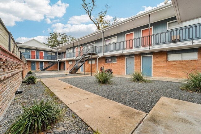 property at 2807 Beauchamp St