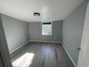 610 W Manor Dr in Chula Vista, CA - Foto de edificio - Building Photo