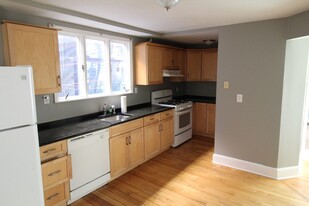 260 Brookline St, Unit 1 Apartamentos