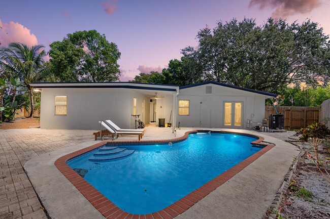 1517 NW 12th Ave in Fort Lauderdale, FL - Building Photo - Building Photo
