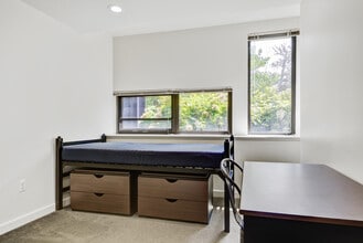1315 Hill St in Ann Arbor, MI - Foto de edificio - Building Photo