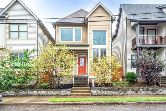 property at 1501D 9th Ave N