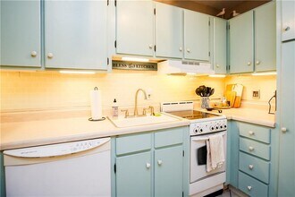 1500 Demere Rd in St. Simons Island, GA - Building Photo - Building Photo