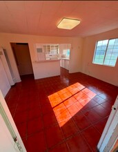 7850 Troost Ave in North Hollywood, CA - Building Photo - Building Photo