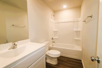 13120 Yellowstone Way in Providence Village, TX - Foto de edificio - Building Photo