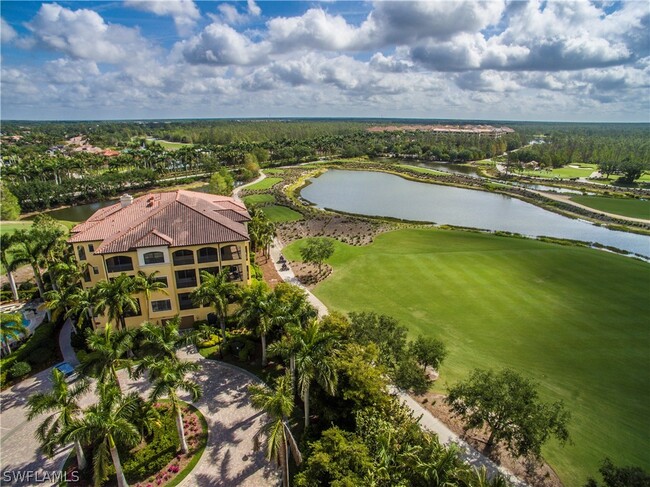 2538 Marquesa Royale Ln in Naples, FL - Building Photo - Building Photo